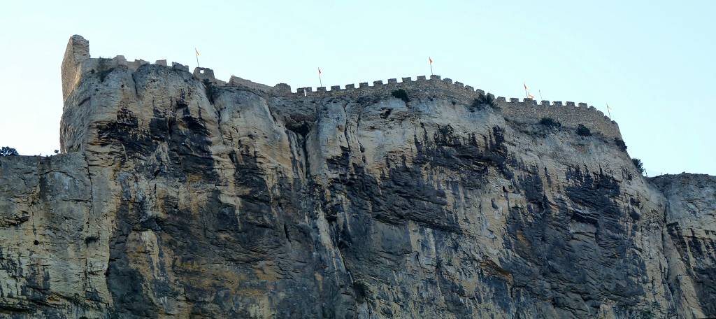 Forteresse de Mornas
