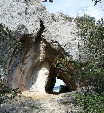 grotte tunnel